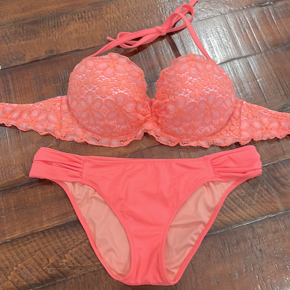 Victoria’s secret bikini